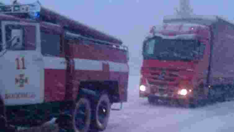 На ділянці траси «Київ-Чоп» у Закарпатській області відновили рух вантажівок