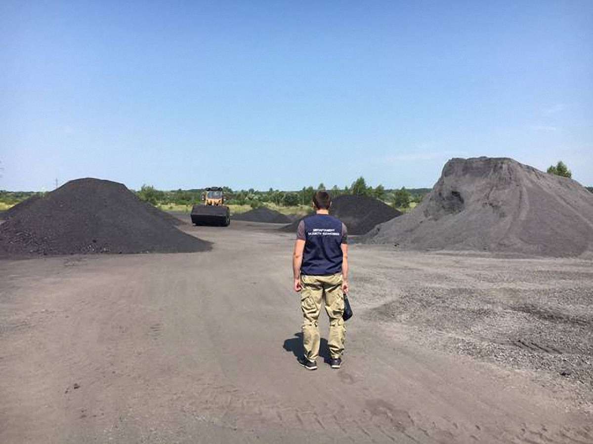 Суд визнав винним посадовця шахти «Надія» у розкраданні 87 тонн вугілля
