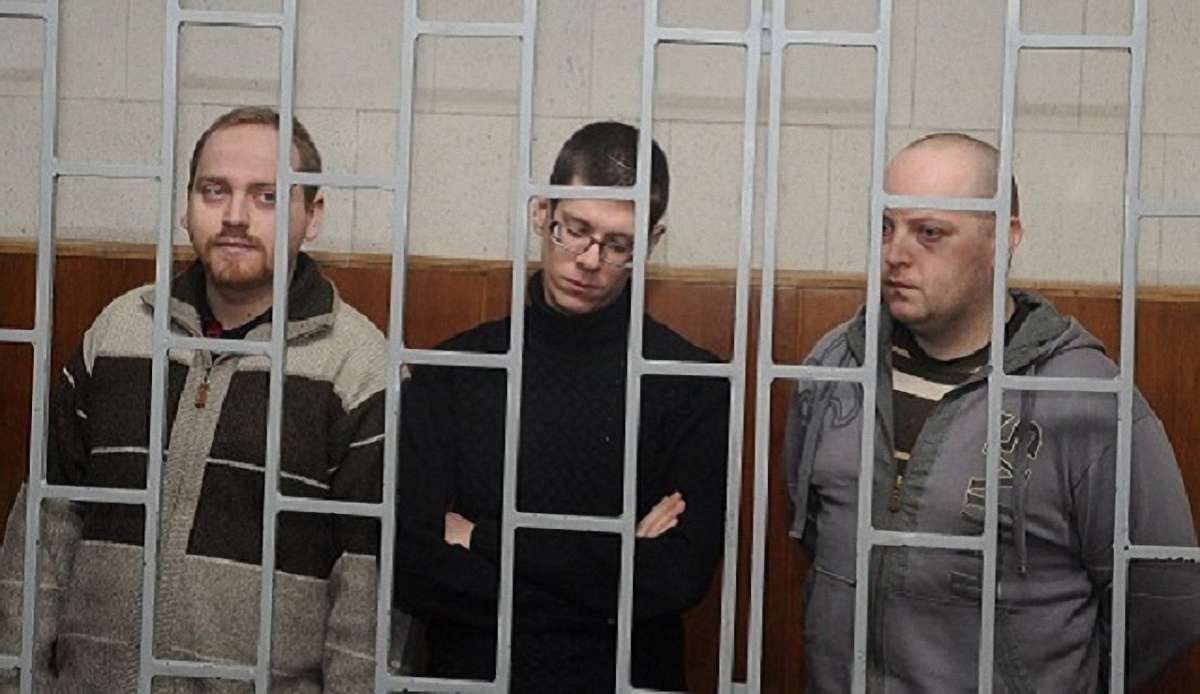 Суд закрив справу обвинувачених у підриві храму УПЦ МП паламарів із Запоріжжя
