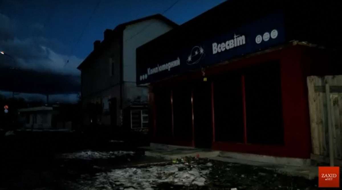 Вбивці продавців у Бориславі викрали з магазину 23 телефони та ₴25 тис.