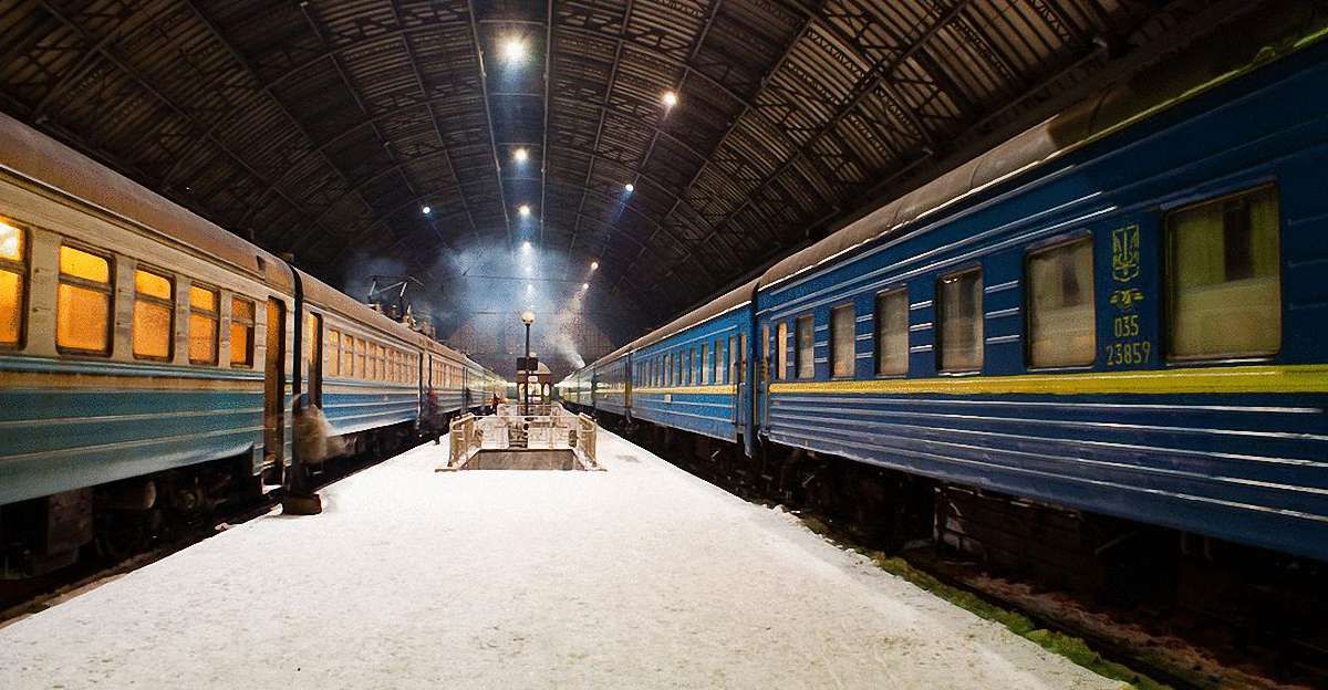 «Укрзалізниця» призначила додаткові поїзди до Львова на різдвяні свята