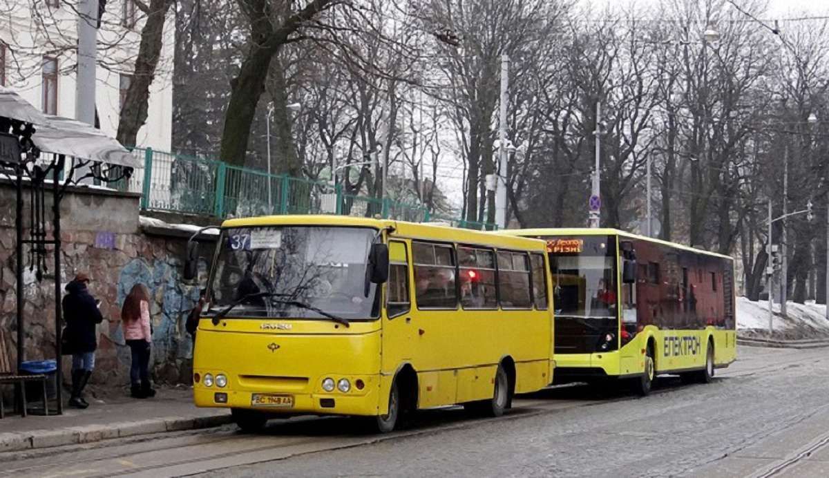 Вартість проїзду у львівських маршрутках зросла до 5 грн