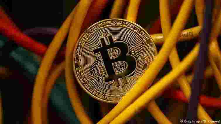 Вартість Bitcoin перевищила $20 тис.