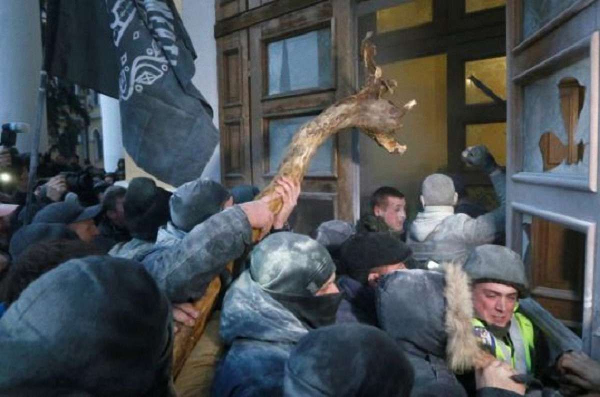 «Рух нових сил» повністю відмежовується від штурму Жовтневого палацу, – Саакашвілі