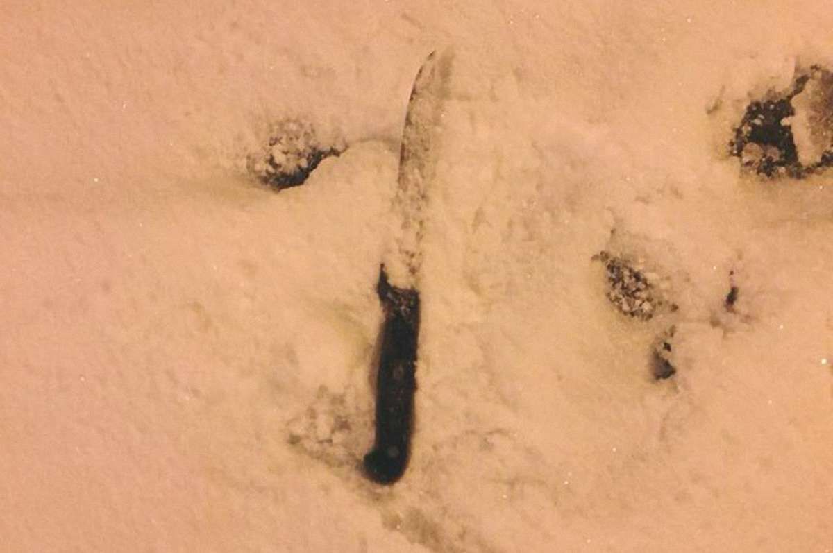 У Львові поліцейські затримали п’яного чоловіка, що хотів себе вбити