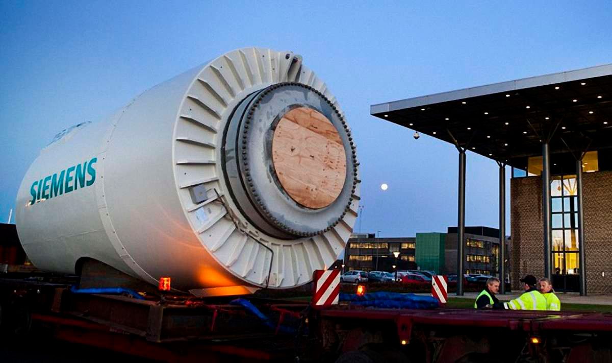 Попри махінації з турбінами для Криму, Siemens уклала з РФ нову угоду