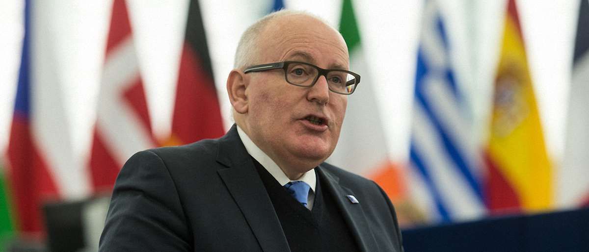 Євросоюз вводить санкції проти Польщі через порушення норм верховенства права