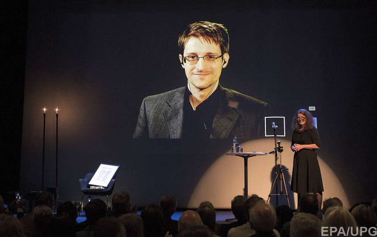 Едвард Сноуден презентував додаток для захисту смартфонів від кібершпигунів