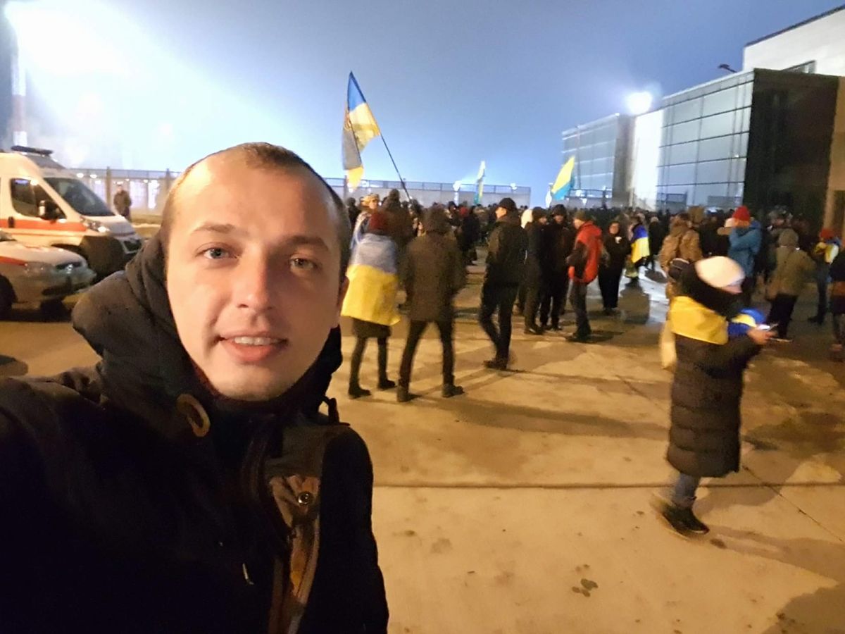 Звільнених з полону бойовиків українців будуть доправляти гелікоптерами та літаками
