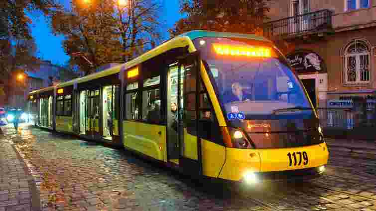 У новорічну ніч у Львові курсуватимуть трамваї