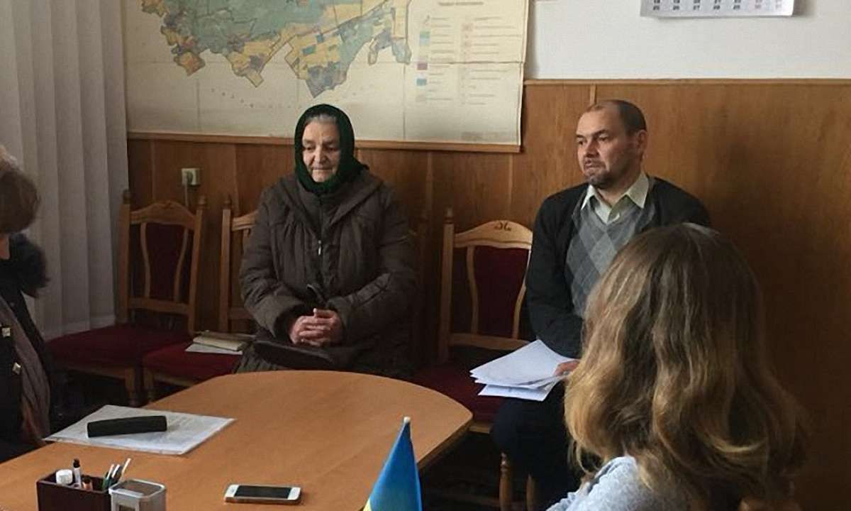 Подружжя пенсіонерів на Волині відмовилося від паспортів через релігійні переконання