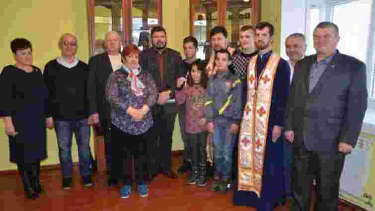 На Львівщині восьмеро дітей-сиріт отримали власне житло