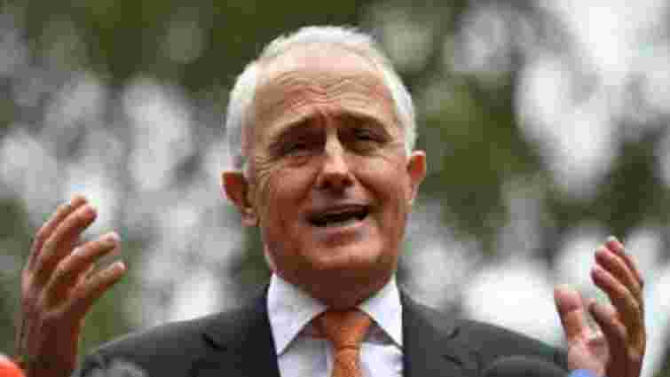 Прем'єр-міністра Австралії оштрафували за фото у човні без рятувального жилета