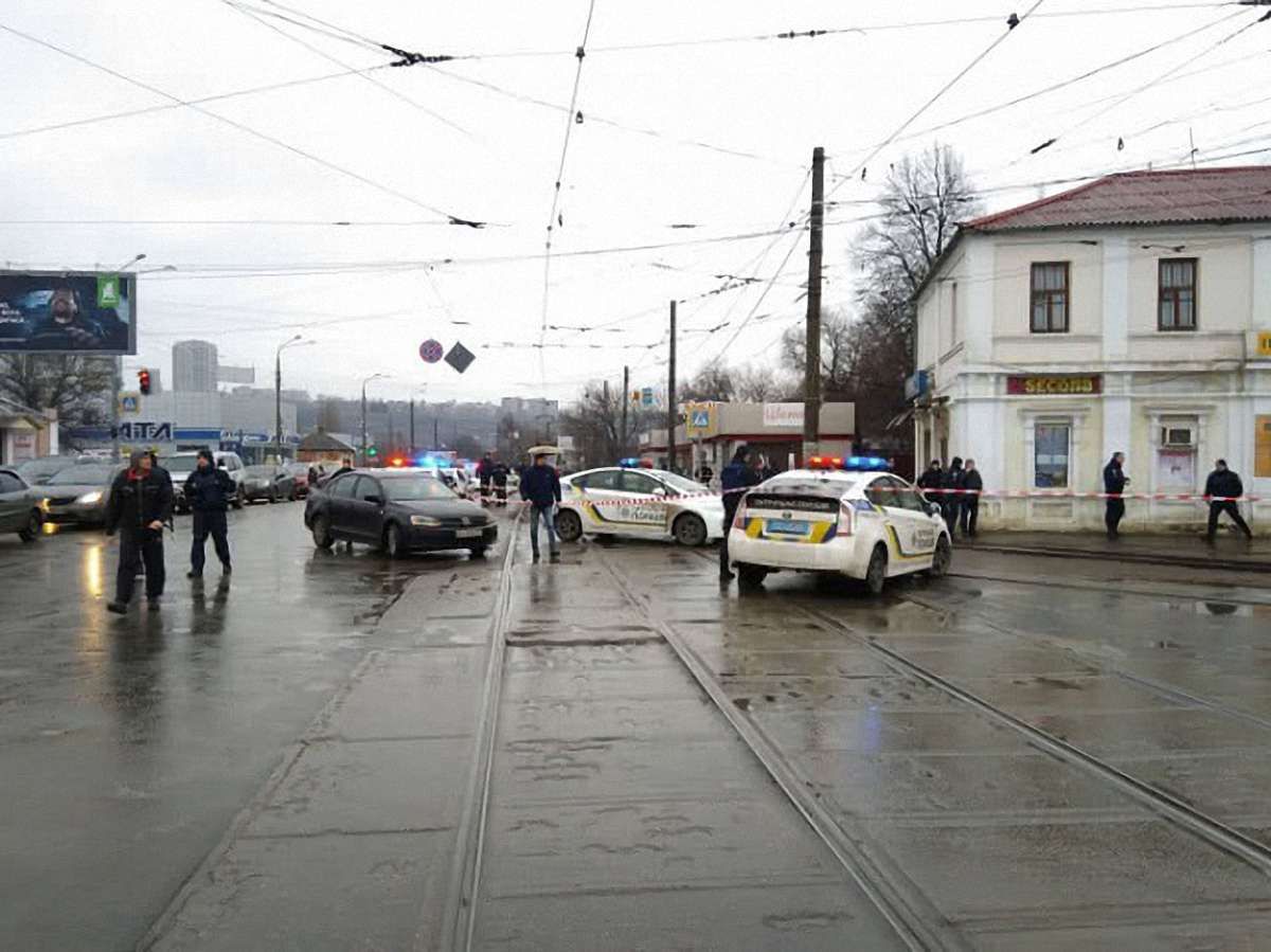 У Харкові невідомий захопив дев'ятьох заручників у приміщенні пошти