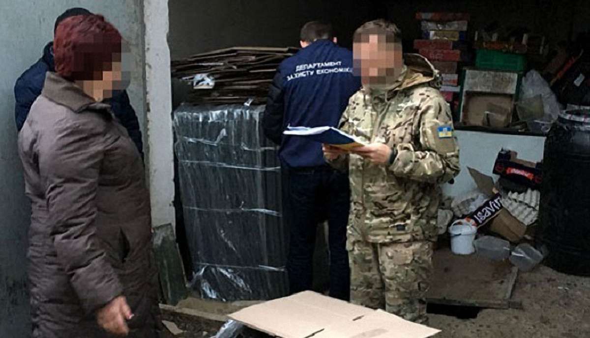 У Львові директорку ТзОВ затримали за вимагання ₴45 тис.