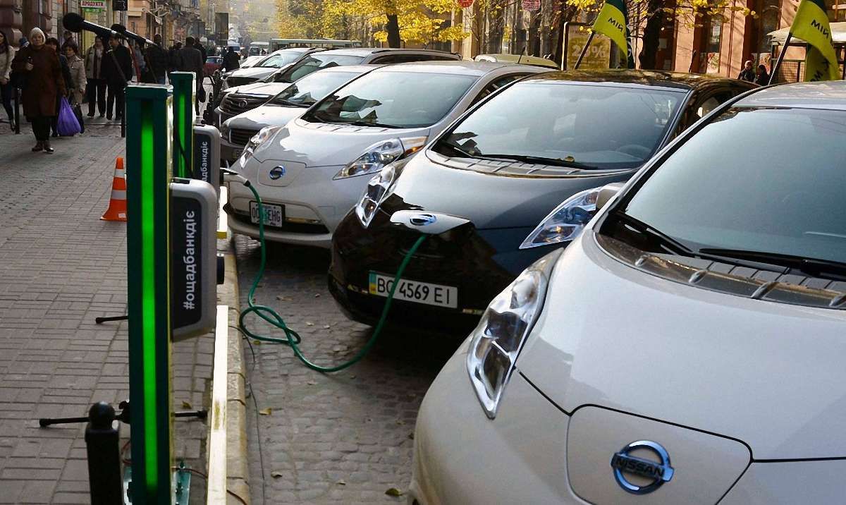 За сім років частка електромобілів у Львові зросте до 20%