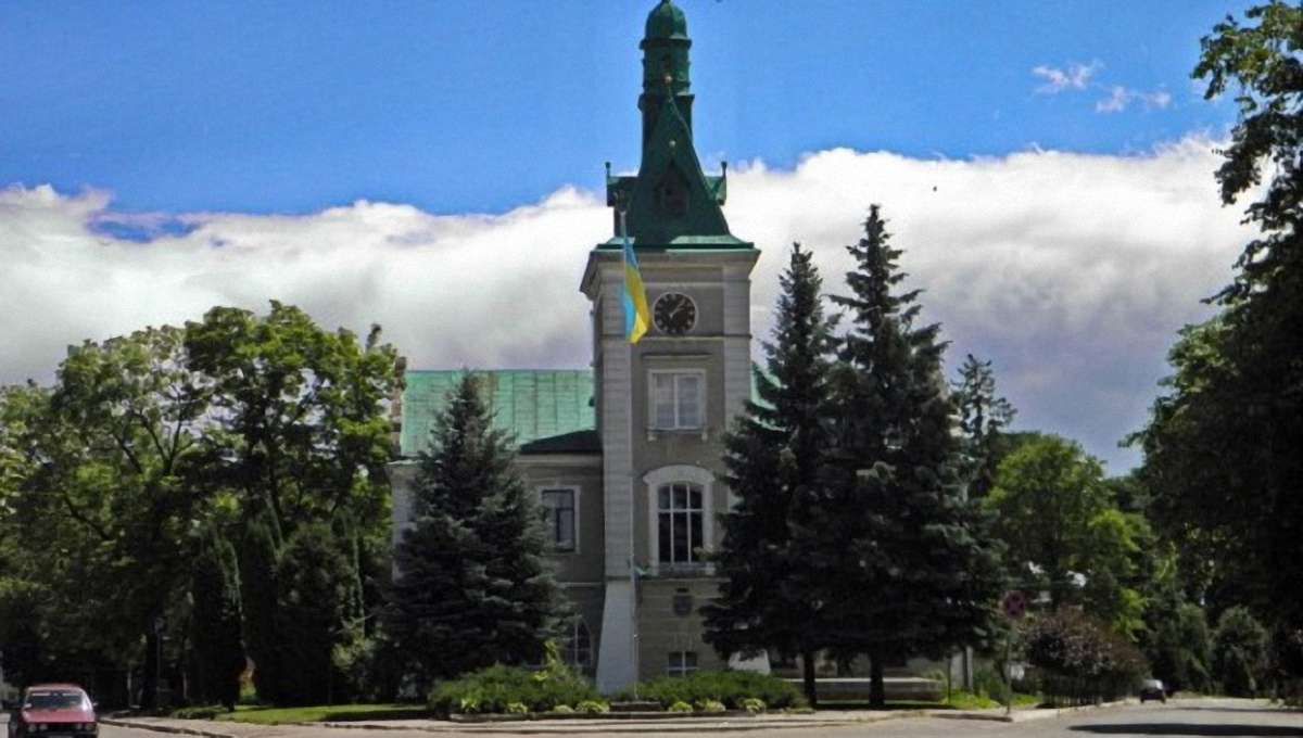 Мешканці Кам’янки-Бузької проголосували проти перейменування міста