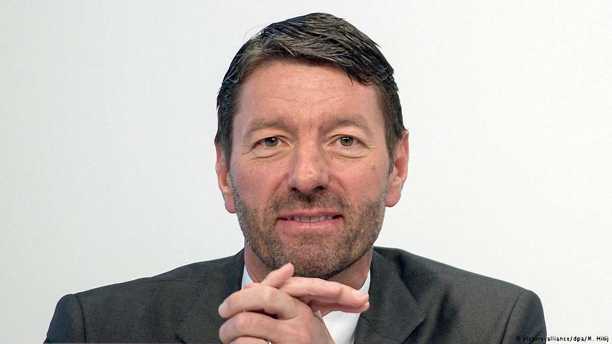 Глава компанії Adidas закликав Берлін поліпшити відносини з Росією