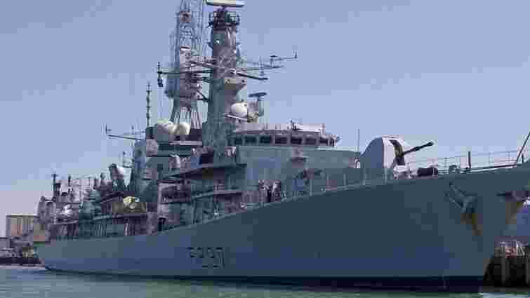 ВМС Великобританії відправили фрегат на перехоплення чотирьох кораблів РФ у протоці Ла Манш