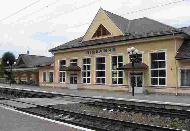 У Львові на залізничній колії знайшли тіло чоловіка