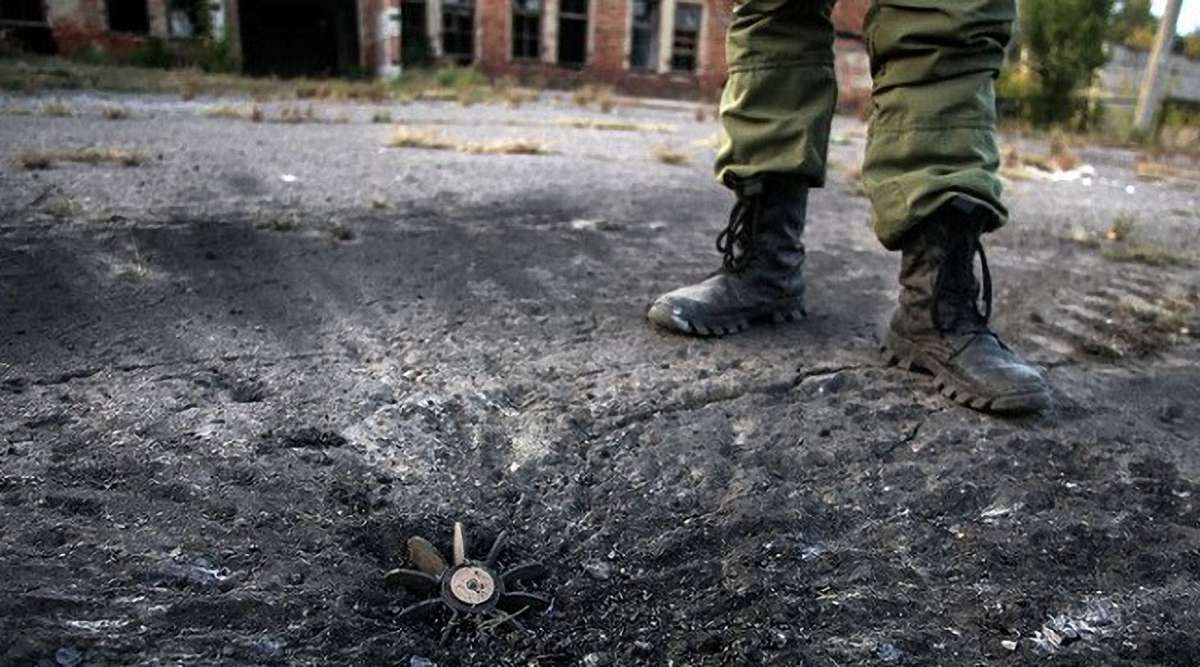 На Донбасі під час розмінування території загинув вояк ЗСУ