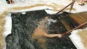 Львівська міськрада дозволила купатись на Водохреща у чотирьох водоймах