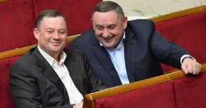 Детективи НАБУ затримали чотирьох співробітників Дубневичів