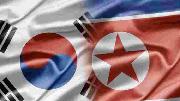 КНДР та Південна Корея домовилися пройти під спільним прапором на Олімпіаді-2018
