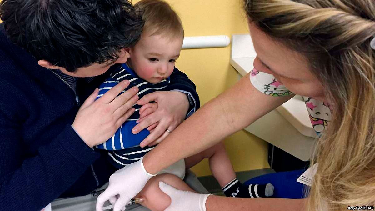 ВООЗ занепокоєна швидкістю поширення кору в Україні