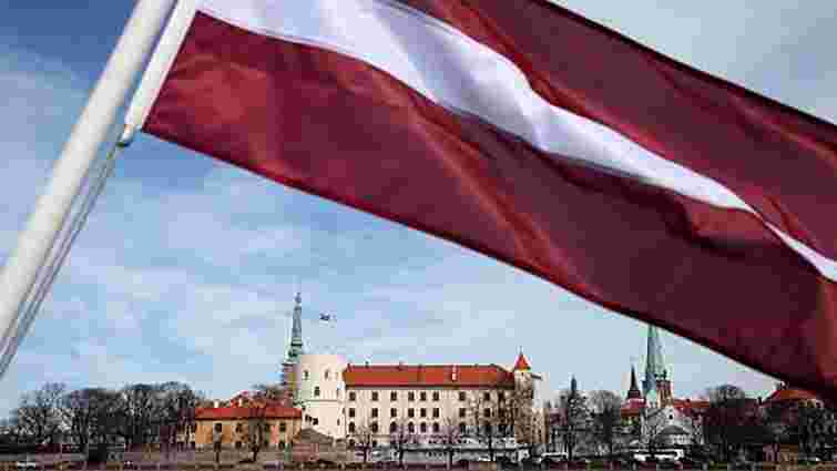 Усі школи Латвії переведуть на державну мову навчання
