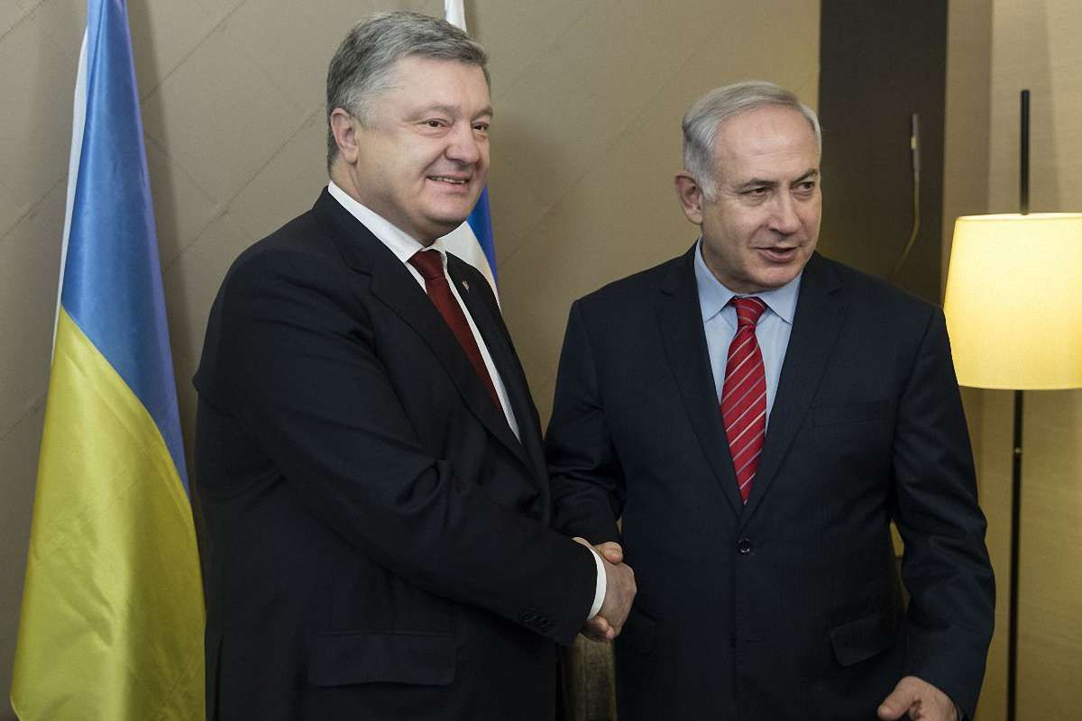Порошенко зустрівся з прем’єр-міністром Ізраїлю у Давосі