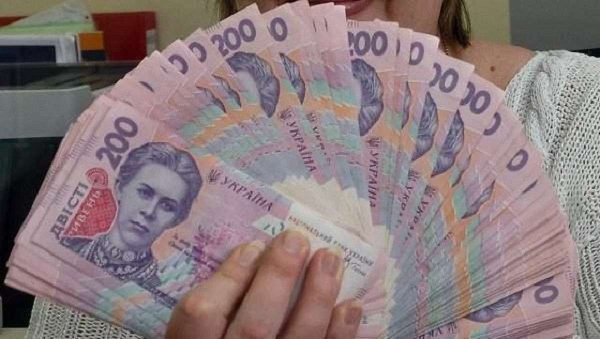 В НБУ прогнозують, що курс гривні стабілізується до літа
