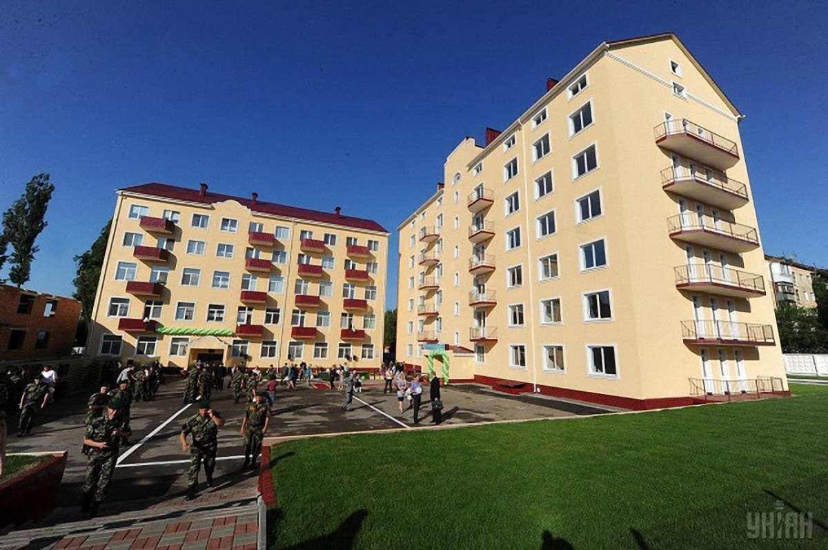 Міноборони у 2018 році планує побудувати 184 гуртожитки для військовослужбовців-контрактників