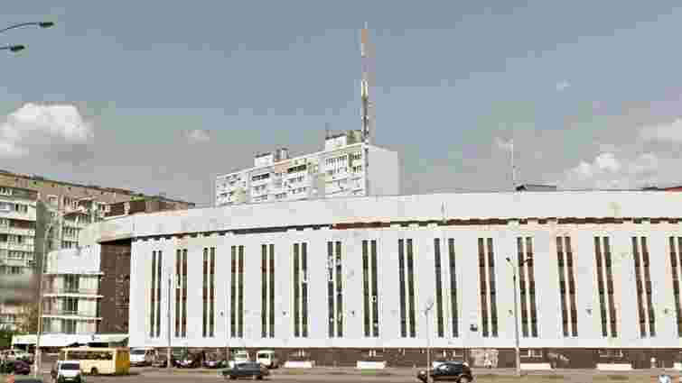 Радіофоби змусили «Київстар» демонтувати базову станцію в одному з районів Києва