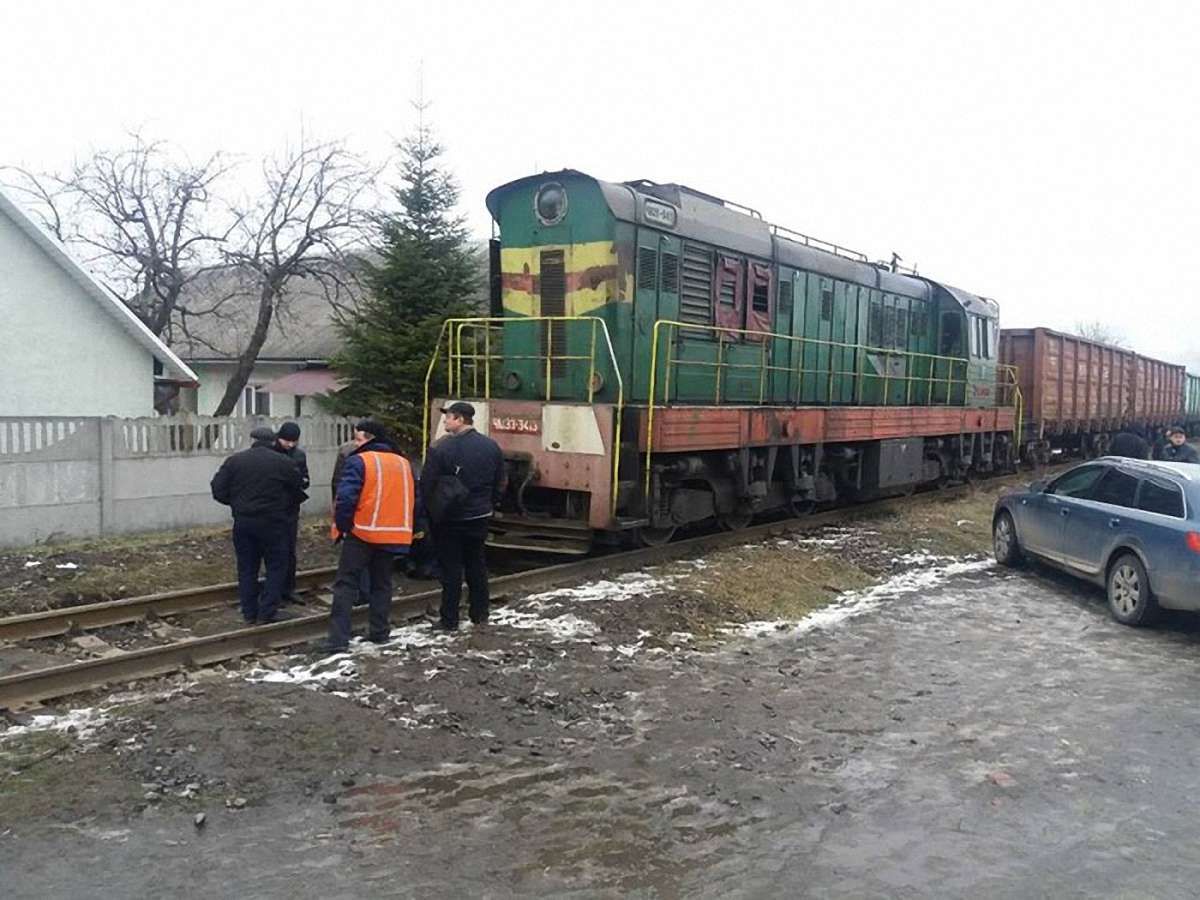 У Раві-Руській дизельний локомотив травмував 12-річного хлопчика