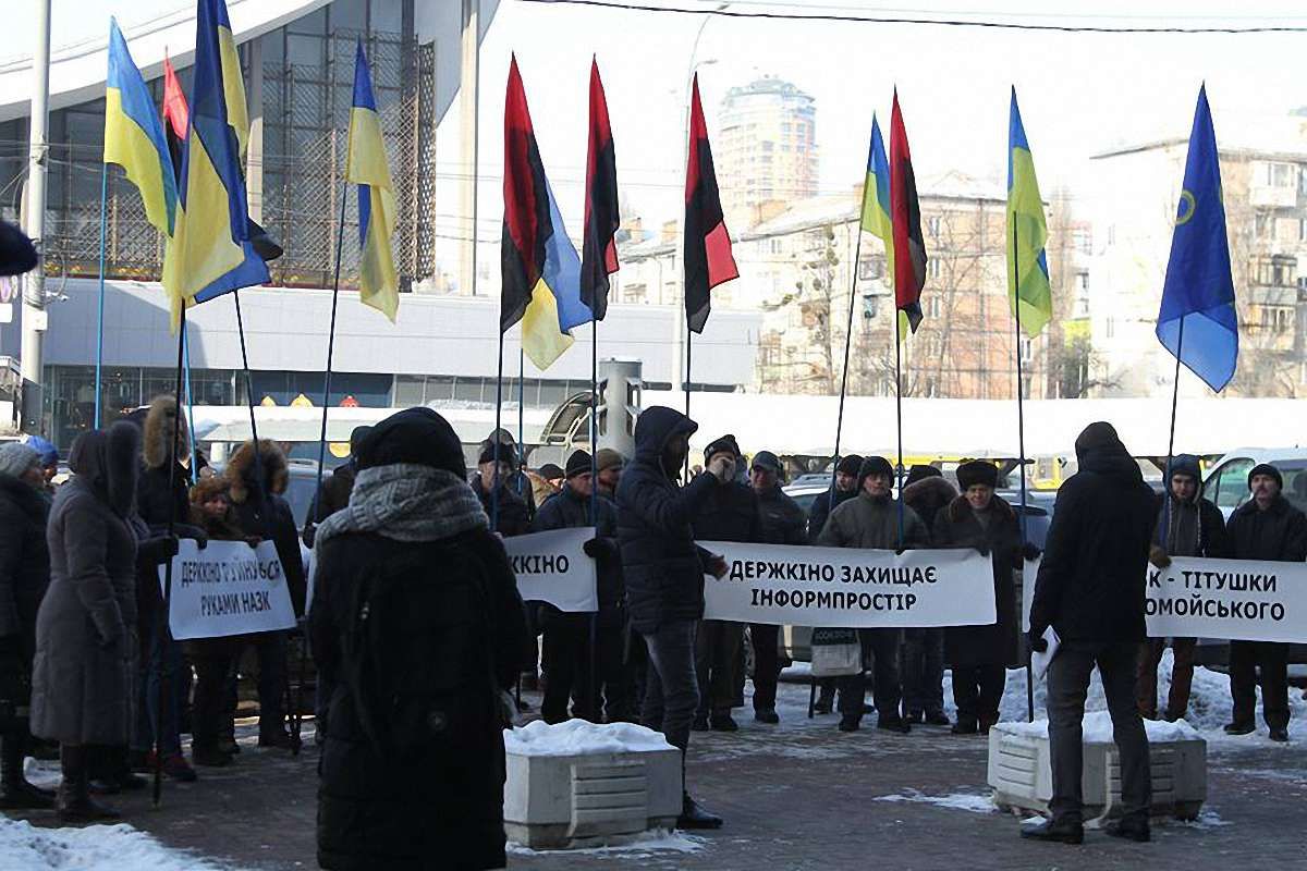 НАЗК передала до суду справу голови Держкіно через преміювання своєї сестри