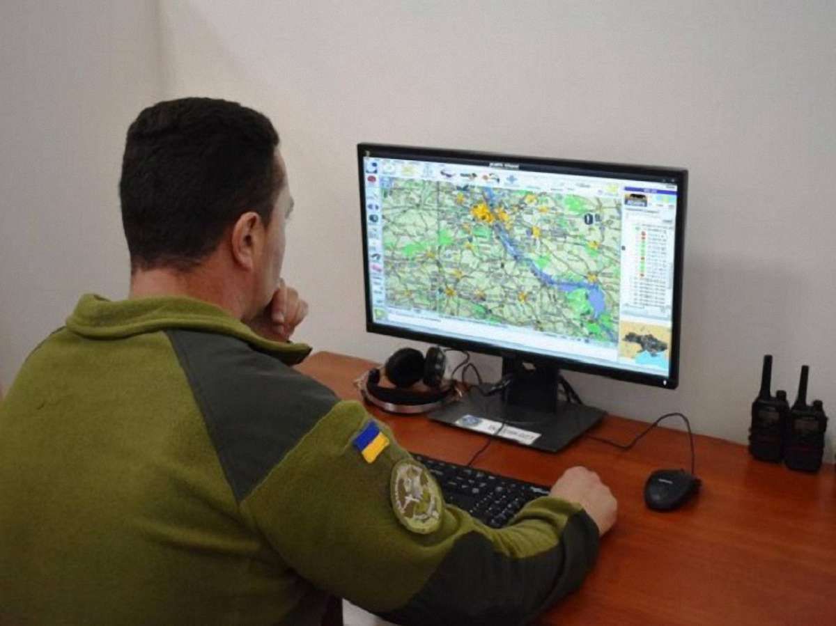 З навчального центру десантних військ в Житомирі вкрали комп'ютери на ₴800 тис.