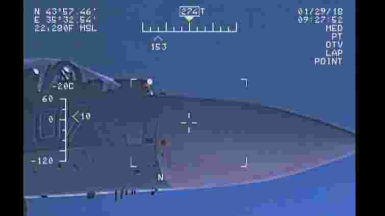 ВМС США показали відео небезпечних маневрів російського Су-27 над Чорним морем