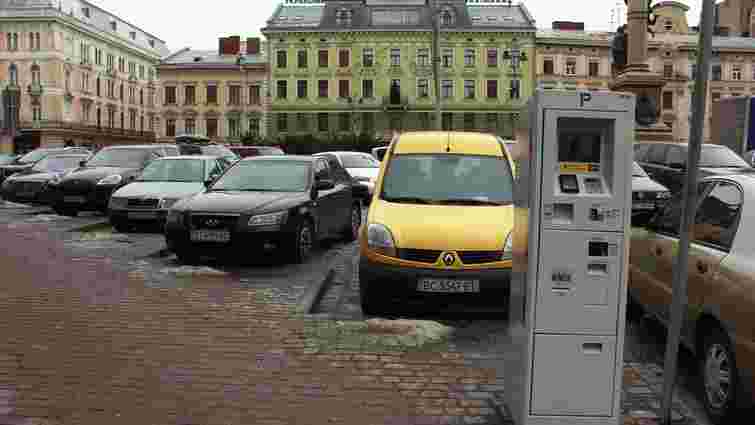 У 2017 році бюджет Львова отримав рекордну суму збору за парковки