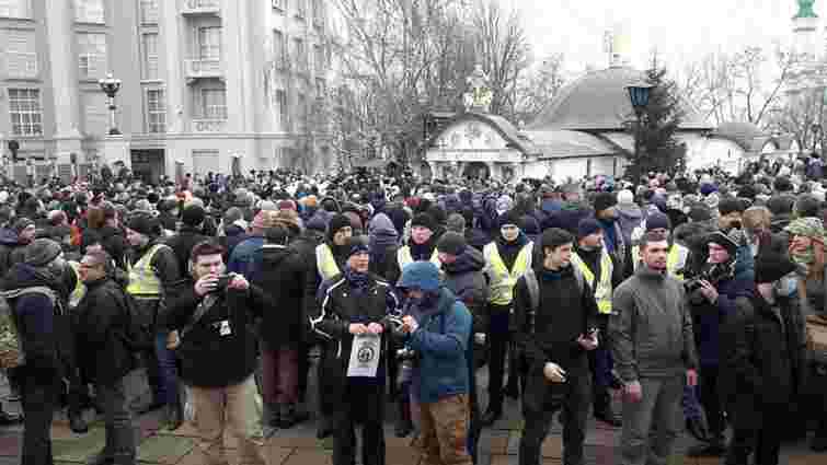 У Києві активісти вимагають знести незаконну каплицю УПЦ МП біля Десятинної церкви