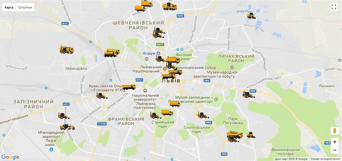 Снігові замети на вулицях Львова розчищають понад 70 снігоочисних машин