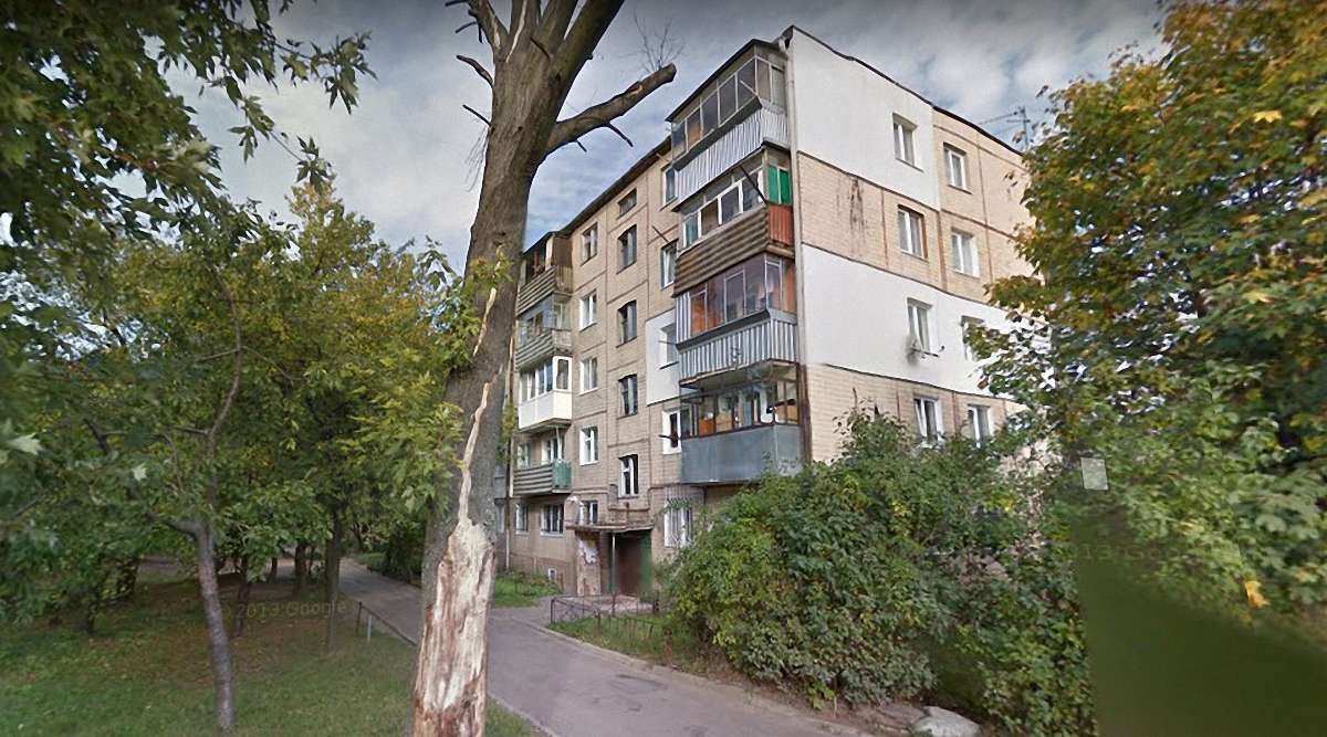 Поліція отримала повідомлення про замінування квартири у багатоповерхівці на Майорівці