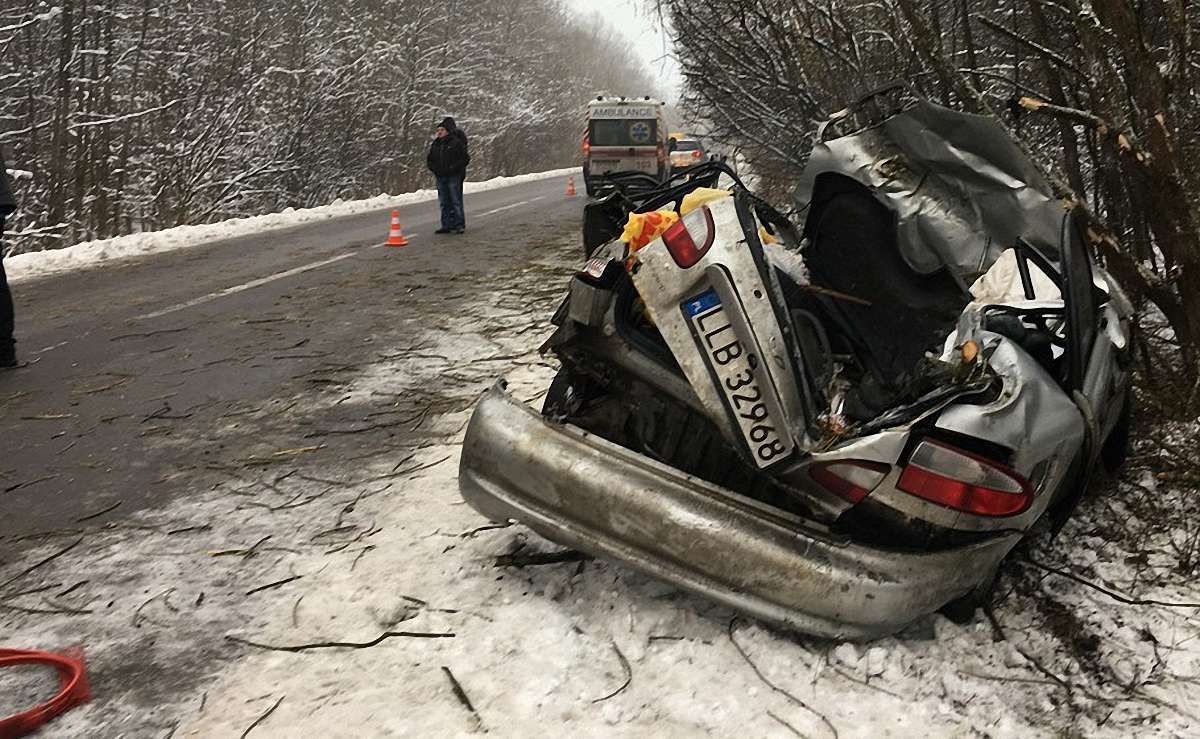 На Сокальщині загинув водій автомобіля, який злетів у кювет