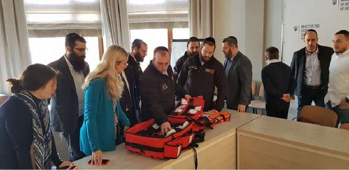 Ізраїльські волонтери хочуть організувати в Україні службу безкоштовної екстреної допомоги