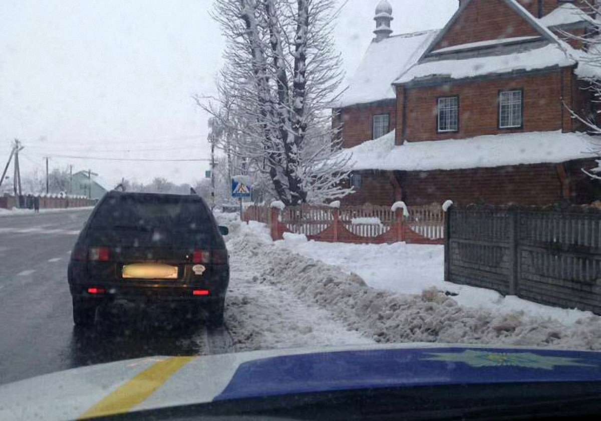 Затриманий на Прикарпатті нетверезий водій пояснив свій стан Святим Причастям