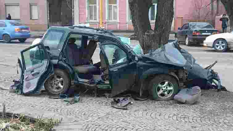 В центрі Ужгорода в аварії загинули троє арабів