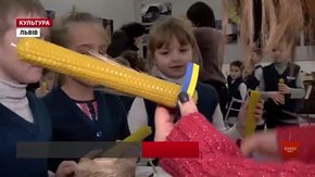 У «Шевченківському гаю» вчать робити свічки, що захищають від нечисті