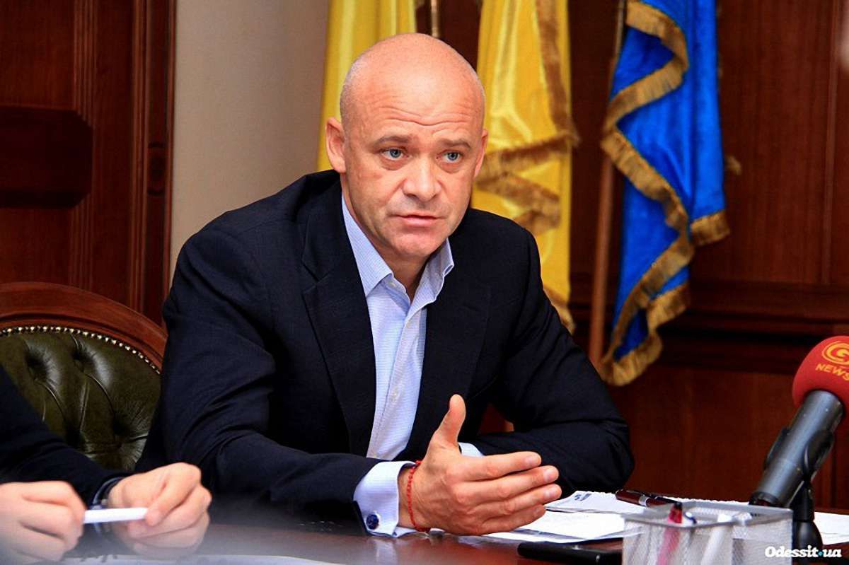 Меру Одеси Геннадію Труханову заочно повідомили про підозру в розкраданні коштів
