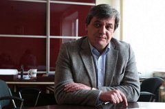 «Несправедливо, коли до одного лікаря черга, а інший чай попиває – і зарплата в них однакова»