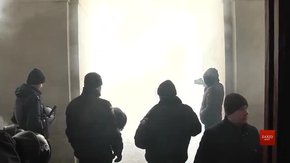 Біля львівської Ратуші відбулись сутички між муніципалами та активістами «Сокола» 